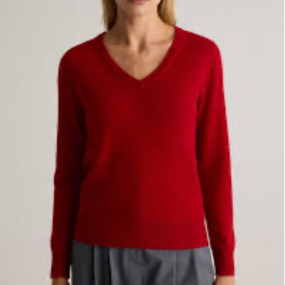 Quince Mongolian Cashmere V-Neck Sweater Varsity Red Women XS